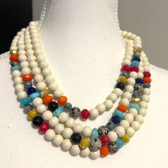 4 Strand White Multicolored Chunky Mix Beads Gold Tone Claw Clasp Necklace - Picture 1 of 6